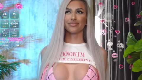 Snapshot of karlabart chatting on 26, 11, 2025 KarlaBart online show from 26, 11, 2025