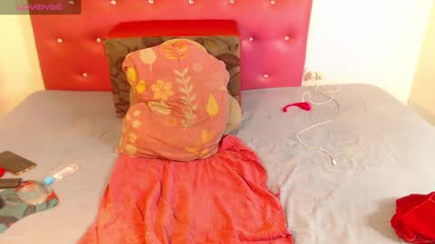 Snapshot of karlafreakk11 chatting on 12, 1, 2025 DAHIANA online show from 12, 1, 2025