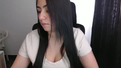 Snapshot of karlagiraldo140 chatting on 18, 2, 2026 Karla Giraldo online show from 18, 2, 2026