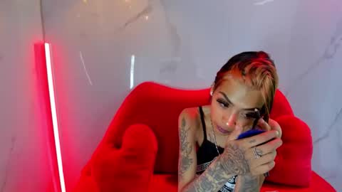 karlaslutskinny__ online show from 22, 10, 2025
