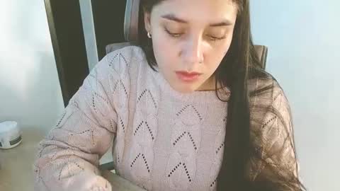 kloy online show from 17, 9, 2025