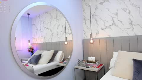 Snapshot of karlla_brown chatting on 7, 4, 2026 karlla_brown online show from 7, 4, 2026