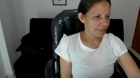 Snapshot of karlye_hot chatting on 21, 12, 2024 KARLYE online show from 21, 12, 2024