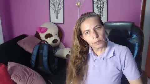 Snapshot of karlye_hot chatting on 23, 10, 2025 KARLYE online show from 23, 10, 2025