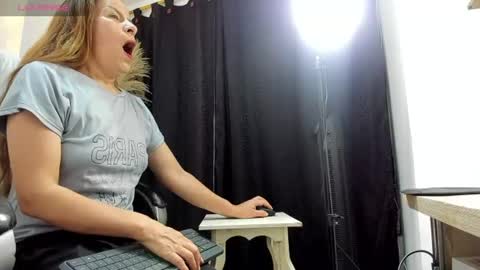 KARLYE online show from 10, 7, 2026