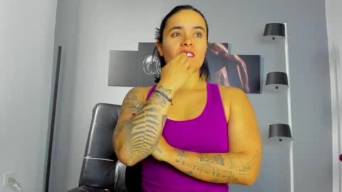   online show from 19, 12, 2024