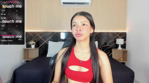 Snapshot of karol_cortes chatting on 6, 4, 2026 karol_cortes online show from 6, 4, 2026