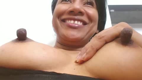 karolina  online show from 20, 12, 2024