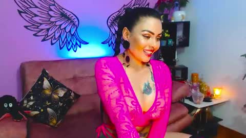 Karol Kenedy online show from 14, 1, 2025