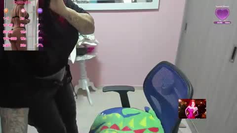 Snapshot of karol_milf__ chatting on 25, 2, 2026 kAROL MILF online show from 25, 2, 2026