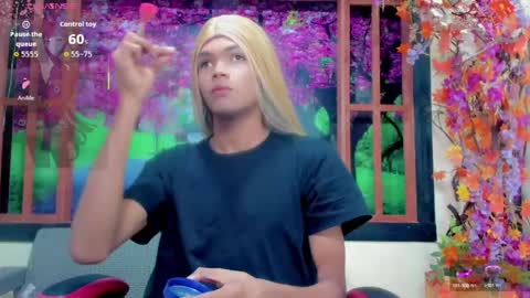 Snapshot of karol_vanessa__ chatting on 23, 4, 2026 karol Vanessa online show from 23, 4, 2026