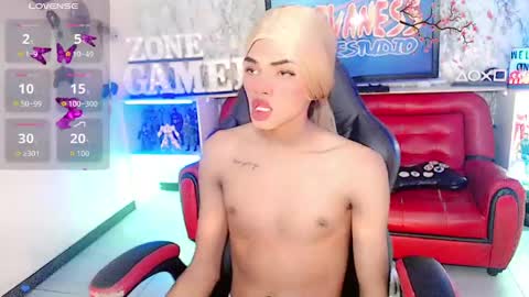 Snapshot of karol_vanessa__ chatting on 29, 4, 2026 karol Vanessa online show from 29, 4, 2026