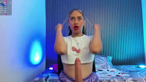 Snapshot of karola_cute_ chatting on 22, 5, 2026 katalina online show from 22, 5, 2026