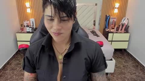Snapshot of karolandluna chatting on 26, 9, 2025 Karol and Luna online show from 26, 9, 2025