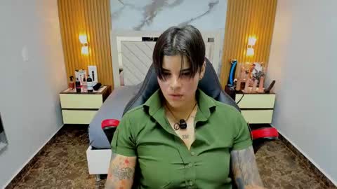 Snapshot of karolandluna chatting on 29, 11, 2025 Karol and Luna online show from 29, 11, 2025