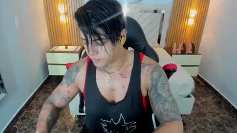 Snapshot of karolandluna chatting on 14, 6, 2026 Karol and Luna online show from 14, 6, 2026
