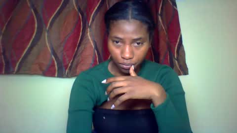 Snapshot of karoliee chatting on 20, 6, 2026 karoliee online show from 20, 6, 2026