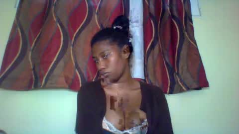 Snapshot of karoliee chatting on 14, 7, 2026 karoliee online show from 14, 7, 2026