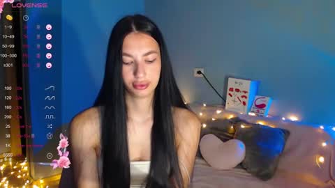 Snapshot of karolina_hottie_ chatting on 11, 7, 2026 Kira online show from 11, 7, 2026