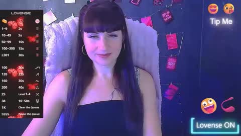 Snapshot of karolina_mia chatting on 20, 11, 2025 Caroline online show from 20, 11, 2025