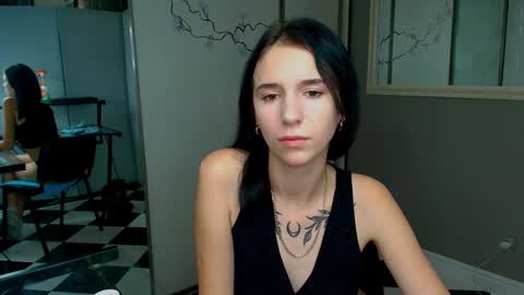 Karolina online show from 1, 12, 2024