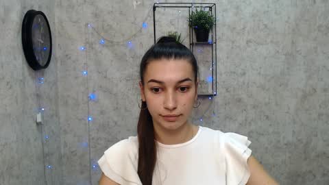 Snapshot of karolinamex_ chatting on 3, 1, 2025 Karolina online show from 3, 1, 2025