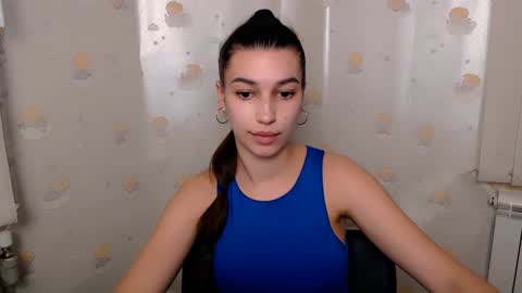 Snapshot of karolinamex_ chatting on 8, 2, 2025 Karolina online show from 8, 2, 2025