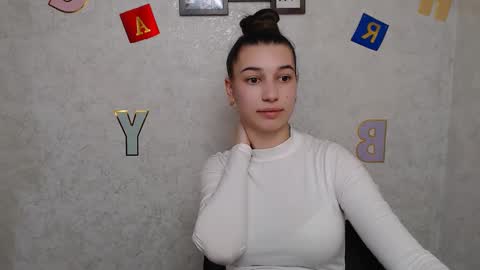 Snapshot of karolinamex_ chatting on 11, 3, 2025 Karolina online show from 11, 3, 2025