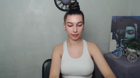 Snapshot of karolinamex_ chatting on 12, 3, 2025 Karolina online show from 12, 3, 2025