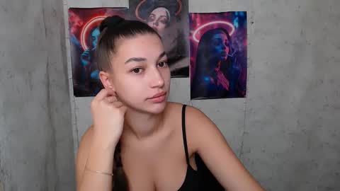 Snapshot of karolinamex_ chatting on 26, 9, 2025 Karolina online show from 26, 9, 2025