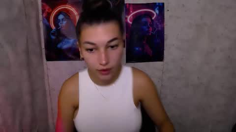Snapshot of karolinamex_ chatting on 8, 10, 2025 Karolina online show from 8, 10, 2025