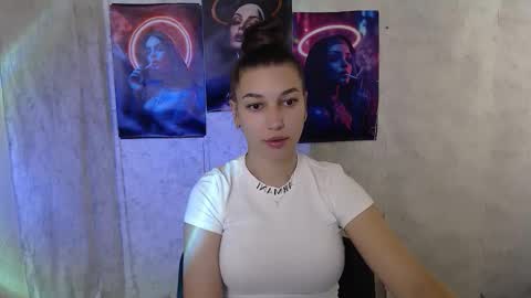 Snapshot of karolinamex_ chatting on 17, 10, 2025 Karolina online show from 17, 10, 2025