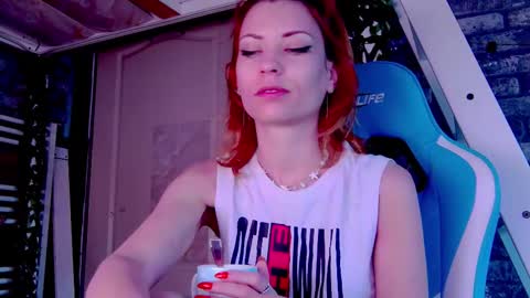 karoline121 online show from 9, 3, 2025