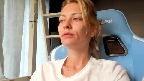 karoline121 online show from 11, 9, 2025