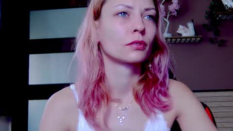 karoline121 online show from 4, 12, 2025