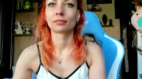 karoline121 online show from 16, 4, 2026