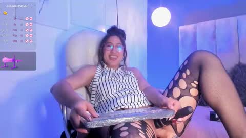 Snapshot of karoline21_ chatting on 3, 10, 2025 Karoline online show from 3, 10, 2025