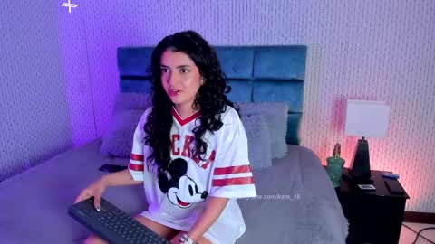 Snapshot of karoline_jones_ chatting on 7, 4, 2026 Karoline online show from 7, 4, 2026