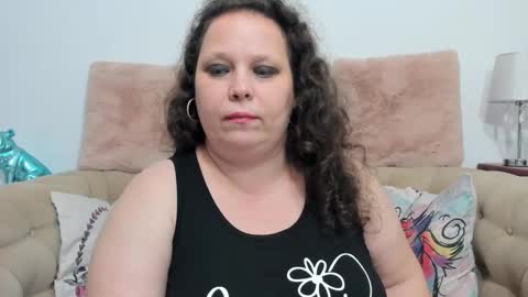 Snapshot of karolinejoyy chatting on 8, 12, 2024 KarolineJoyy online show from 8, 12, 2024