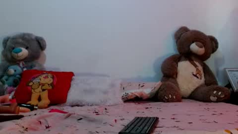 Snapshot of karolsweetvagi chatting on 18, 3, 2026 karol online show from 18, 3, 2026