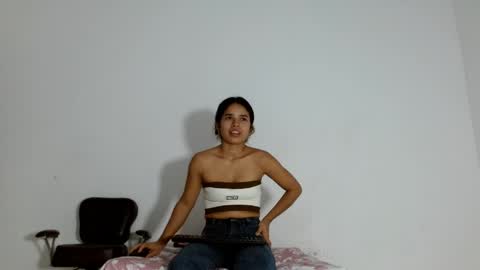 Snapshot of karolsweetvagi chatting on 18, 4, 2026 karol online show from 18, 4, 2026