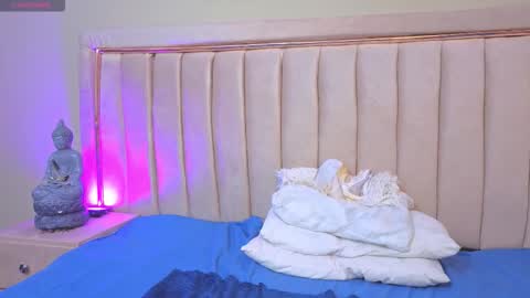 karoly online show from 18, 12, 2025