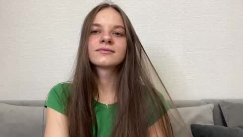 Snapshot of karongene chatting on 5, 4, 2026 Lia online show from 5, 4, 2026