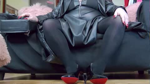Snapshot of karyqueen chatting on 6, 1, 2026 Kary Queen online show from 6, 1, 2026