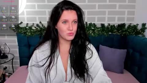 Snapshot of kassandra__grey chatting on 15, 12, 2025 Kassandra 3 online show from 15, 12, 2025