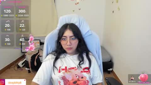 Snapshot of kat_ly_chan chatting on 1, 11, 2025 Kat       online show from 1, 11, 2025