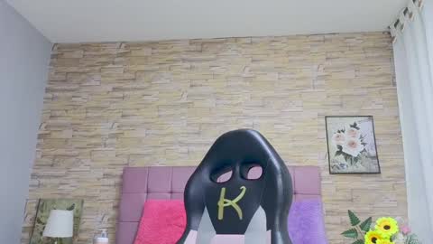 Snapshot of katalinahell chatting on 5, 1, 2025 katalinahell online show from 5, 1, 2025