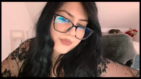 Snapshot of katalleya28 chatting on 3, 5, 2026 Katalleya online show from 3, 5, 2026