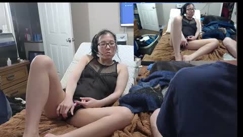 Snapshot of katandcrown chatting on 16, 3, 2026 Kat and Crown online show from 16, 3, 2026