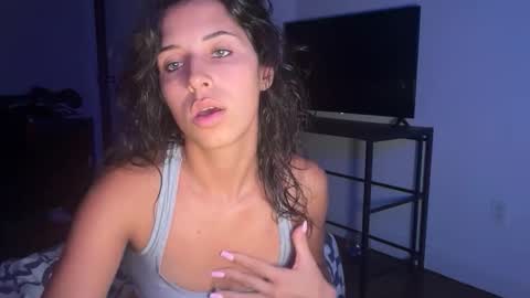 Snapshot of katarasimon chatting on 24, 11, 2025 katarasimon online show from 24, 11, 2025